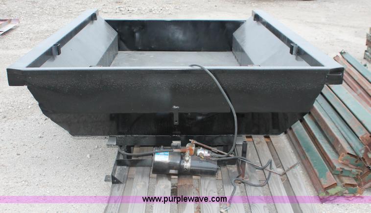 image for item E2797 8.5' dump bed