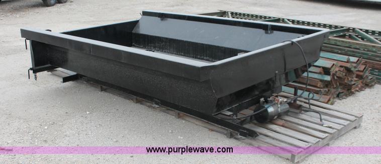 image for item E2797 8.5' dump bed