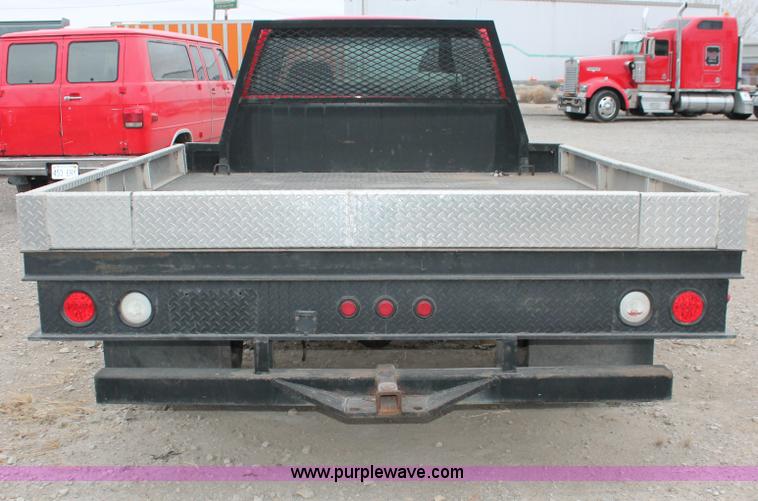 image for item E2800 1992 Chevrolet 3500 extended cab flatbed truck