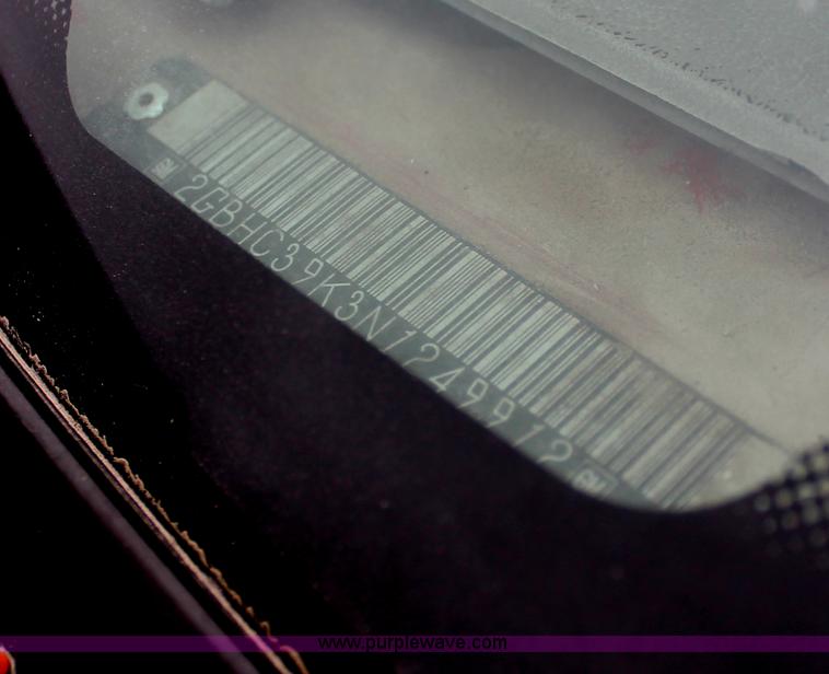 image for item E2800 1992 Chevrolet 3500 extended cab flatbed truck