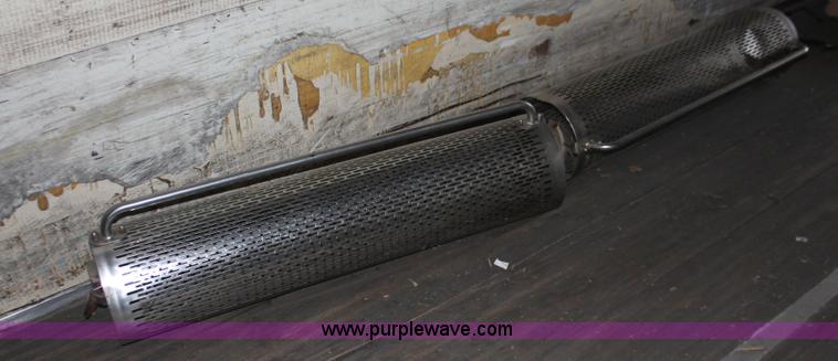 image for item E2800 1992 Chevrolet 3500 extended cab flatbed truck