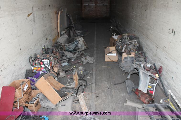 image for item E2800 1992 Chevrolet 3500 extended cab flatbed truck