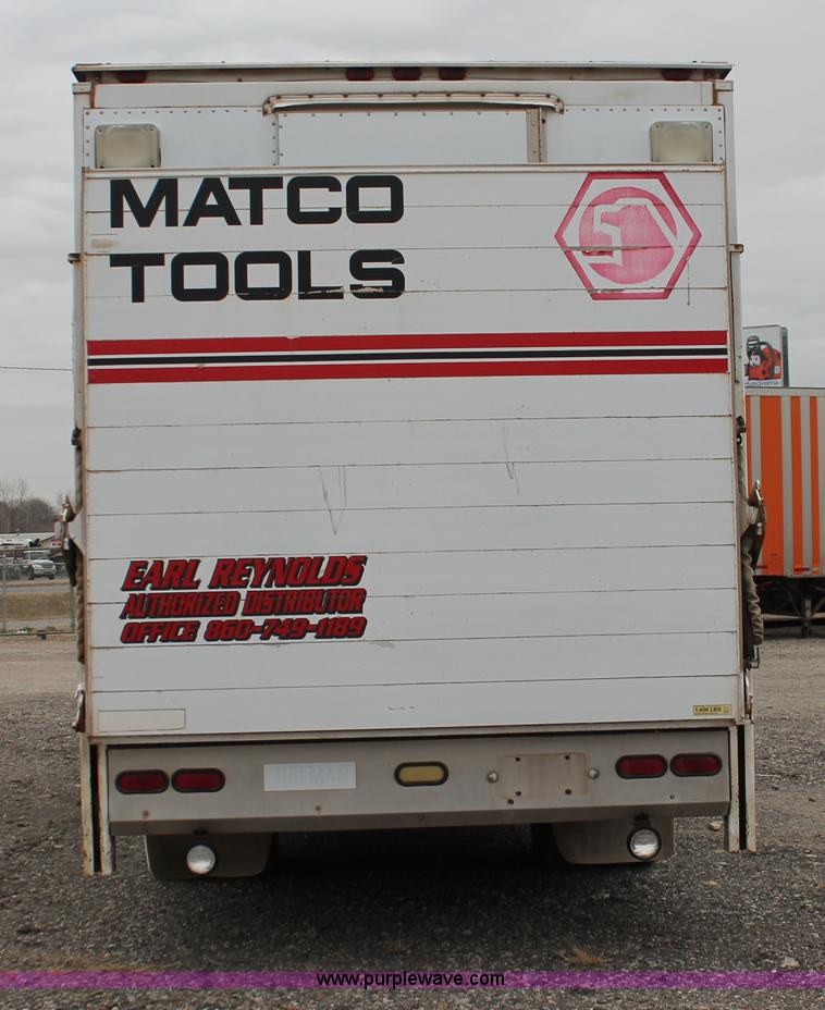 image for item E2802 1997 GMC C6500 box truck