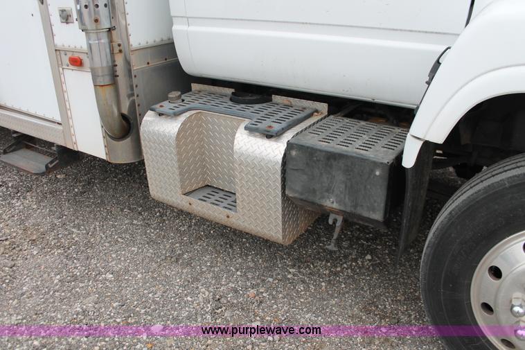 image for item E2802 1997 GMC C6500 box truck