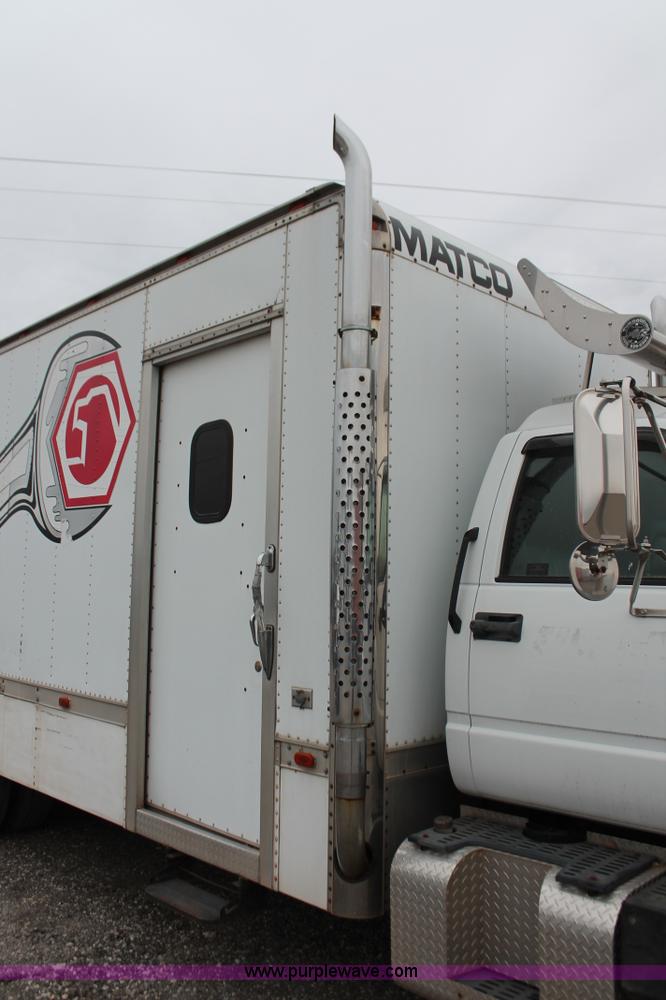 image for item E2802 1997 GMC C6500 box truck