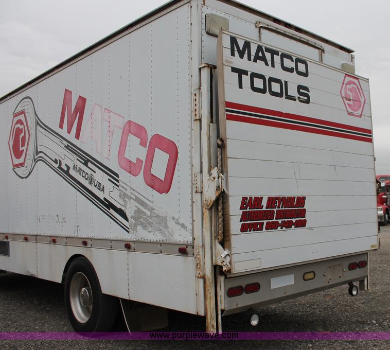 image for item E2802 1997 GMC C6500 box truck