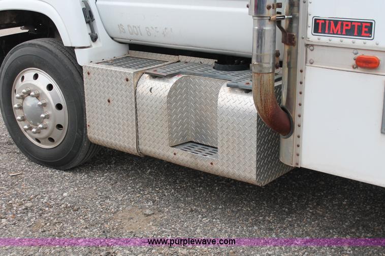 image for item E2802 1997 GMC C6500 box truck