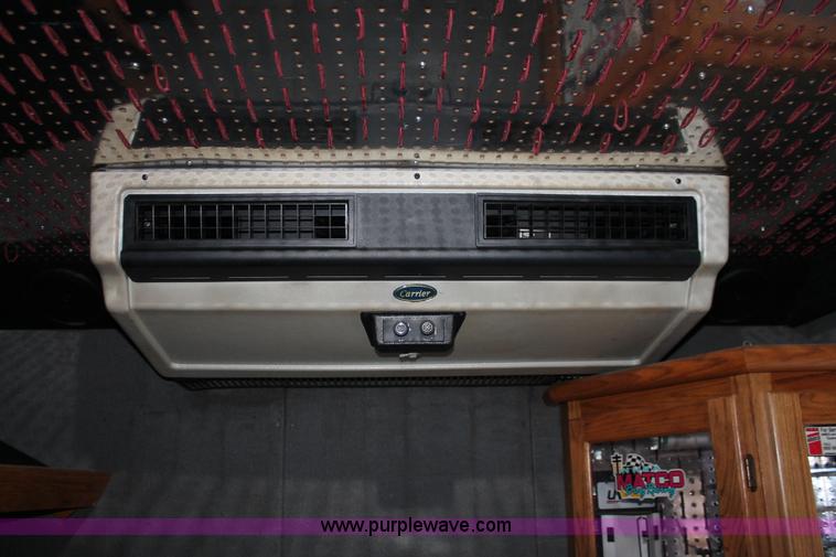 image for item E2802 1997 GMC C6500 box truck