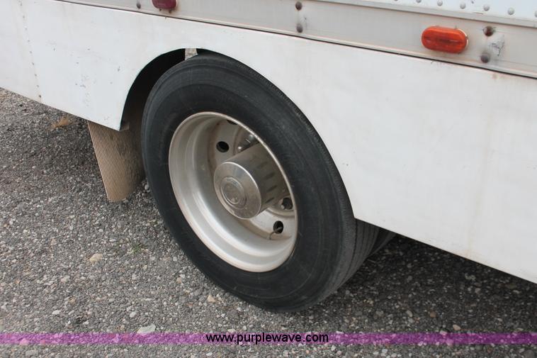 image for item E2802 1997 GMC C6500 box truck