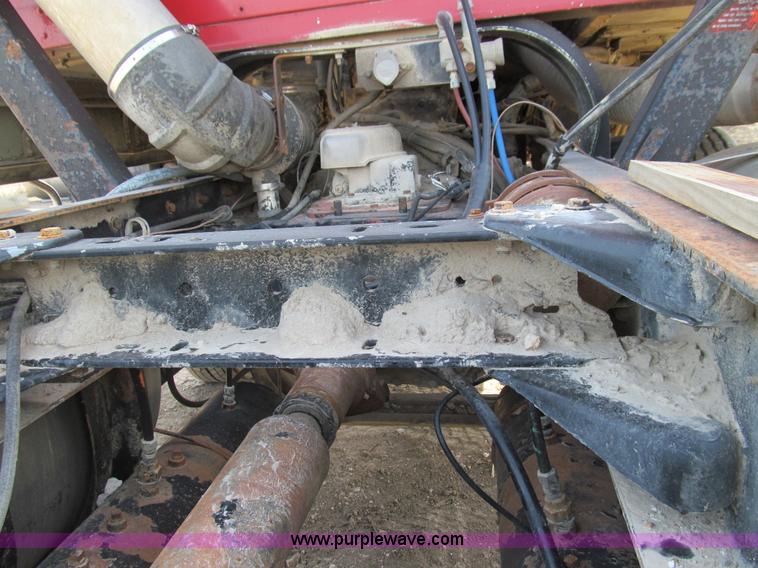 image for item E3583 1987 Kenworth semi truck