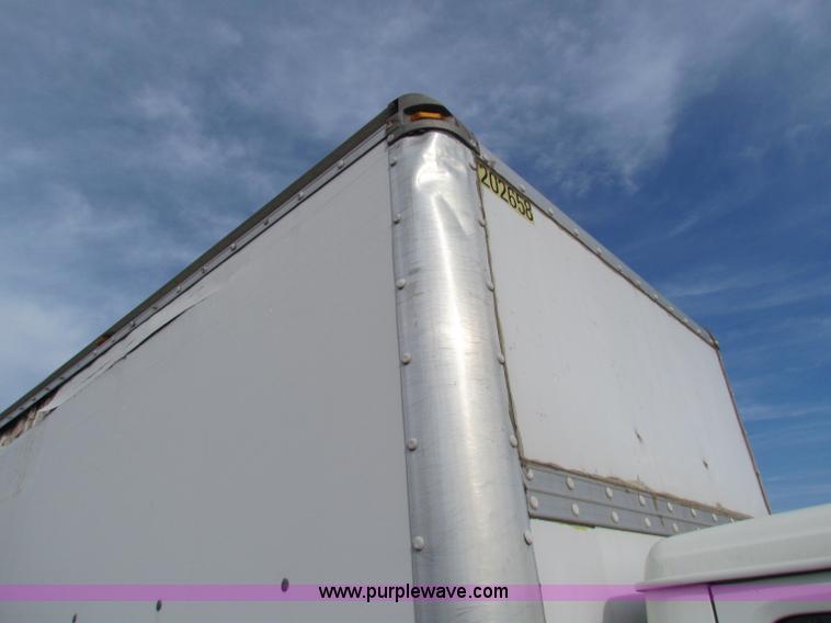 image for item E8210 2000 International 4700 24' box truck