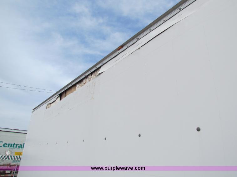 image for item E8210 2000 International 4700 24' box truck