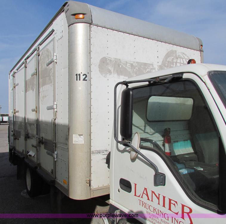 image for item E8214 2000 Isuzu NPR box van