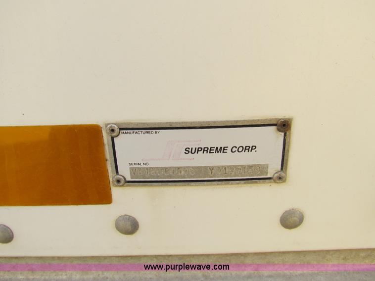 image for item E8214 2000 Isuzu NPR box van