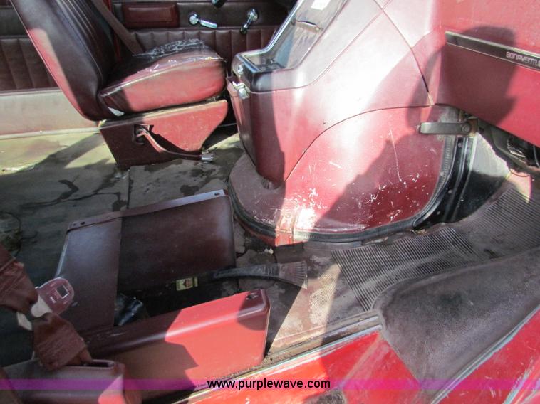 image for item E8215 1987 Chevrolet G30 sport van