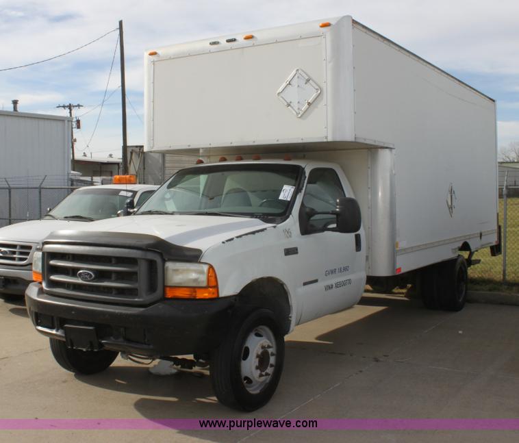 image for item E8219 1999 Ford F550 Super Duty box truck