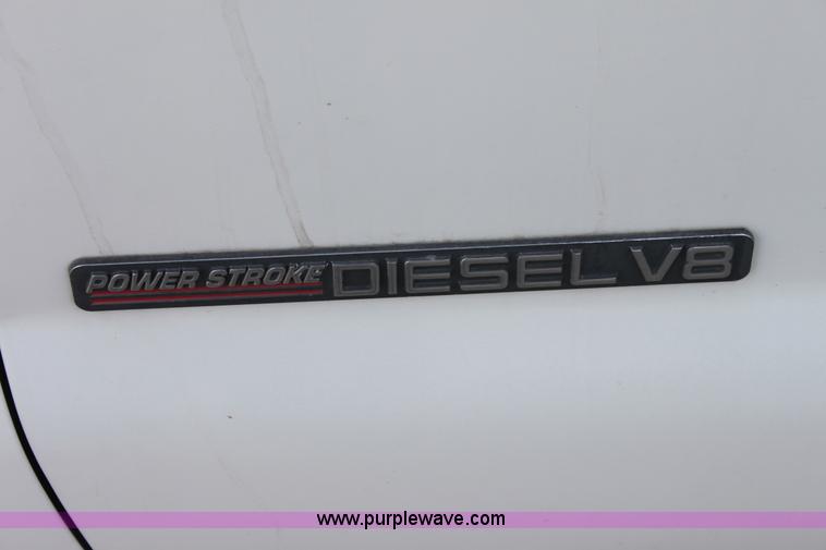 image for item E8219 1999 Ford F550 Super Duty box truck