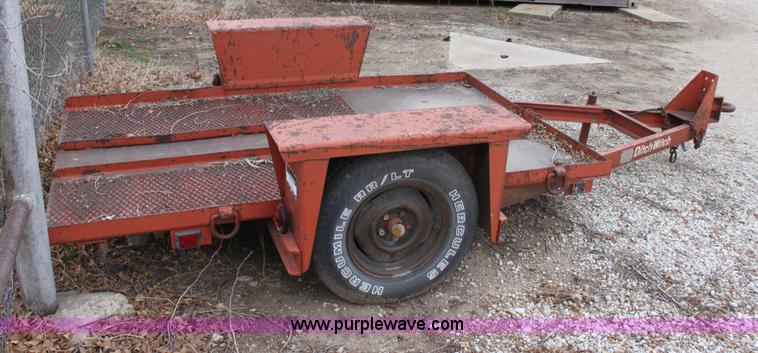 image for item E8239 Ditch Witch tilt deck trailer