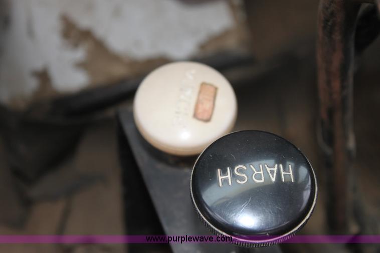 image for item E8240 1978 GMC Sierra 6000 flatbed truck