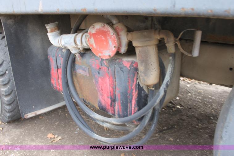 image for item E8240 1978 GMC Sierra 6000 flatbed truck