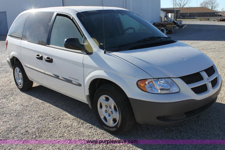 image for item E8253 2001 Dodge Caravan SE van