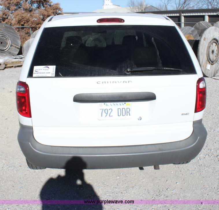 image for item E8253 2001 Dodge Caravan SE van