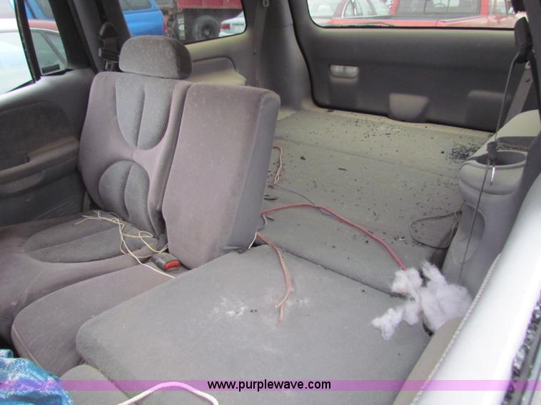 image for item E8268 1998 Dodge Durango SLT SUV