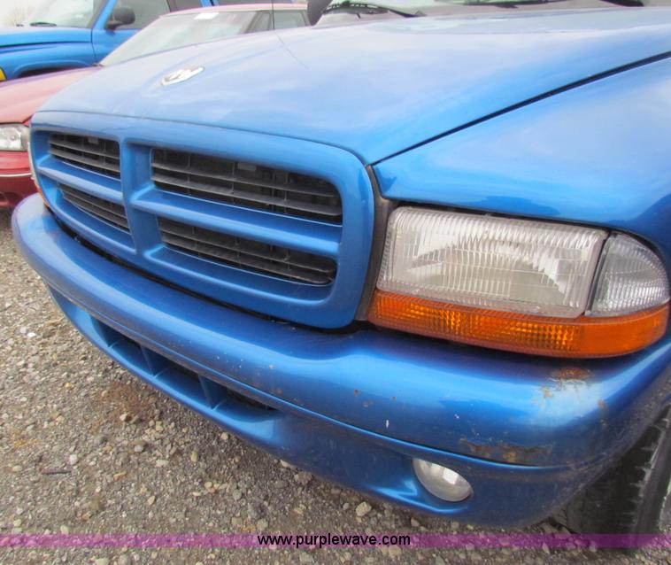 image for item E8268 1998 Dodge Durango SLT SUV