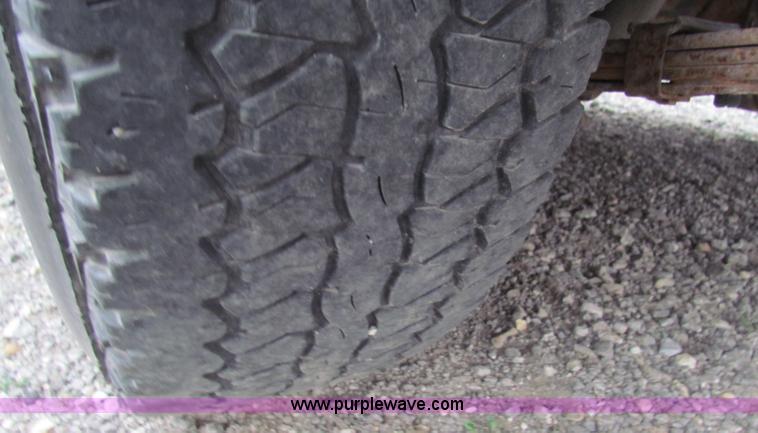 image for item E8268 1998 Dodge Durango SLT SUV