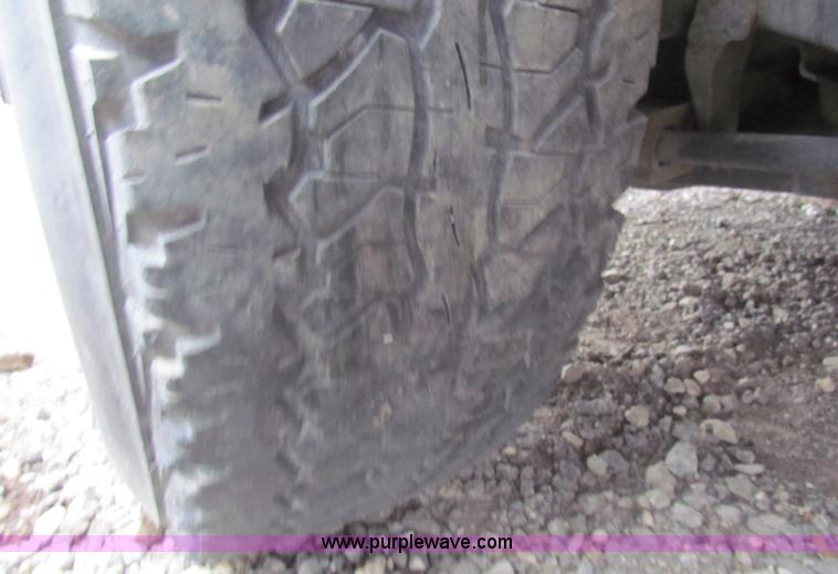 image for item E8268 1998 Dodge Durango SLT SUV