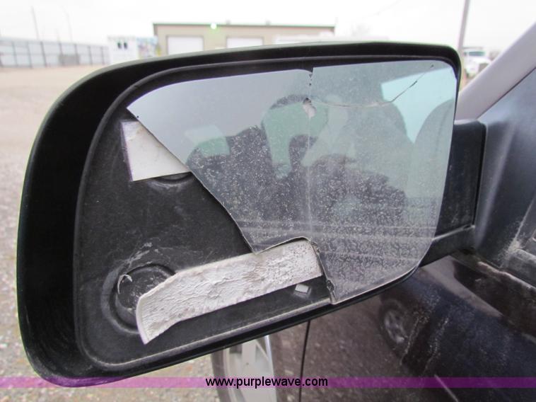 image for item E8271 1996 Chevrolet Suburban K1500 SUV