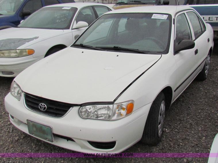 image for item E8274 2002 Toyota Corolla