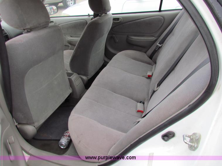 image for item E8274 2002 Toyota Corolla