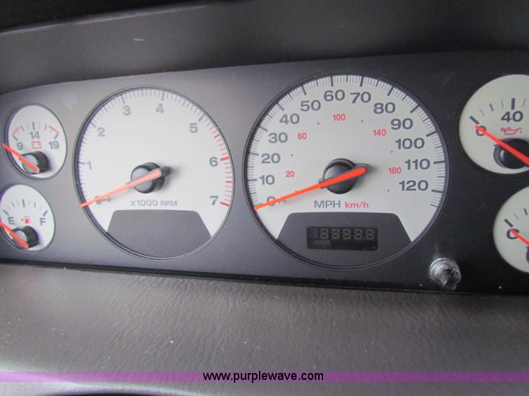 image for item E8277 2001 Jeep Grand Cherokee Limited SUV