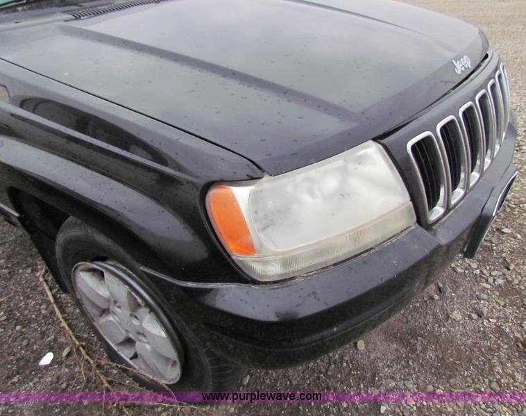 image for item E8277 2001 Jeep Grand Cherokee Limited SUV