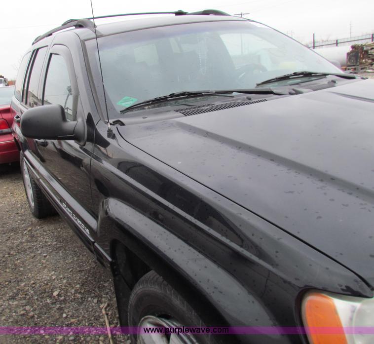 image for item E8277 2001 Jeep Grand Cherokee Limited SUV