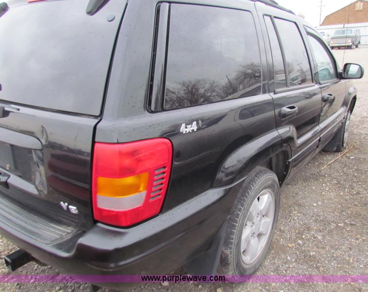 image for item E8277 2001 Jeep Grand Cherokee Limited SUV