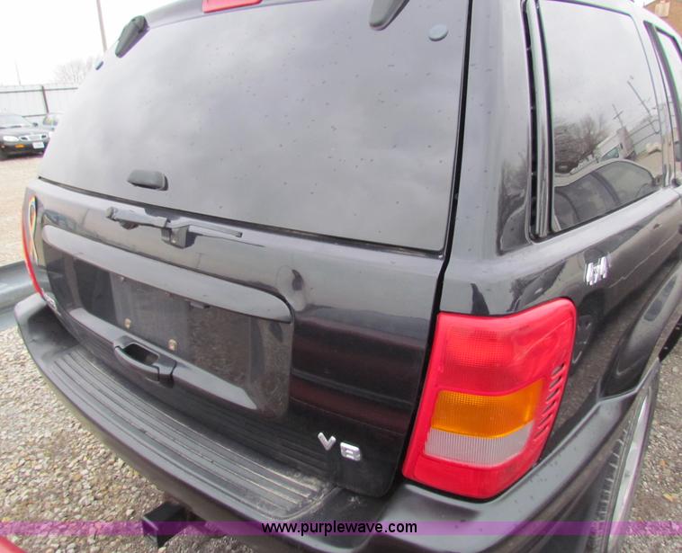 image for item E8277 2001 Jeep Grand Cherokee Limited SUV