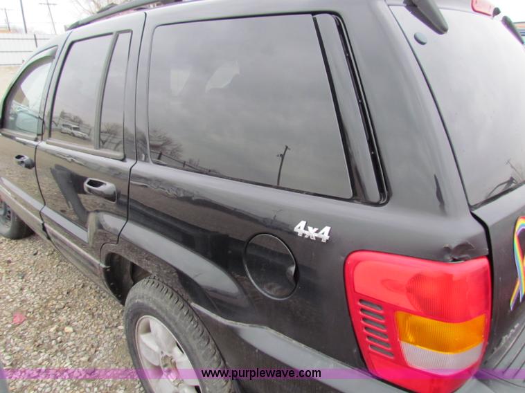 image for item E8277 2001 Jeep Grand Cherokee Limited SUV