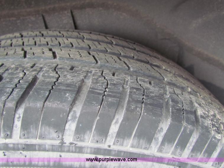 image for item E8277 2001 Jeep Grand Cherokee Limited SUV