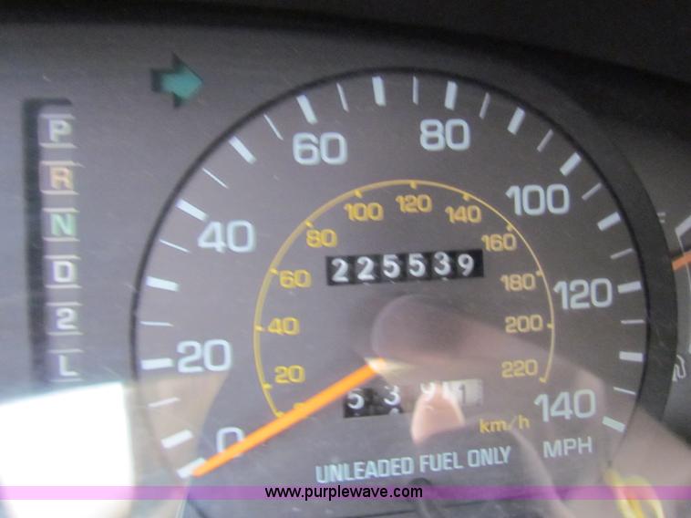 image for item E8278 1993 Toyota Camry LE