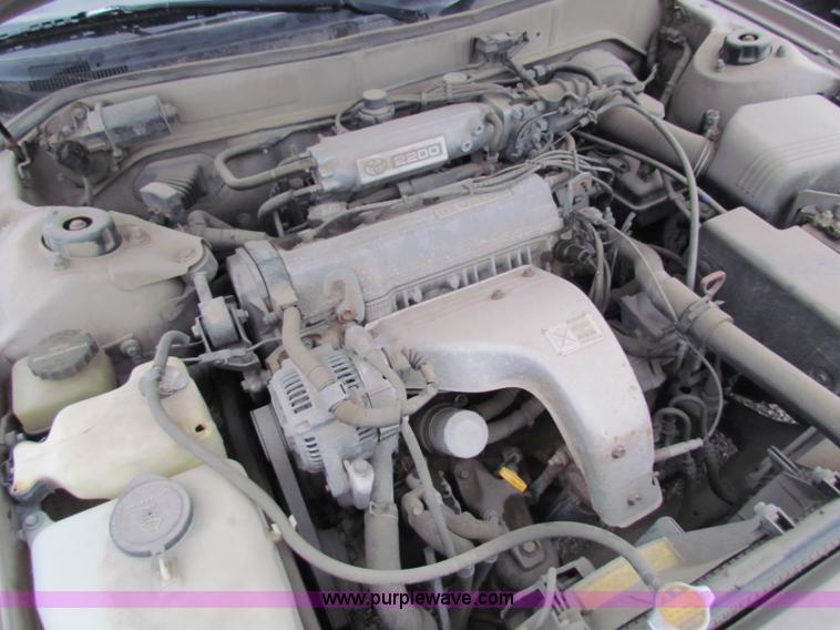 image for item E8278 1993 Toyota Camry LE