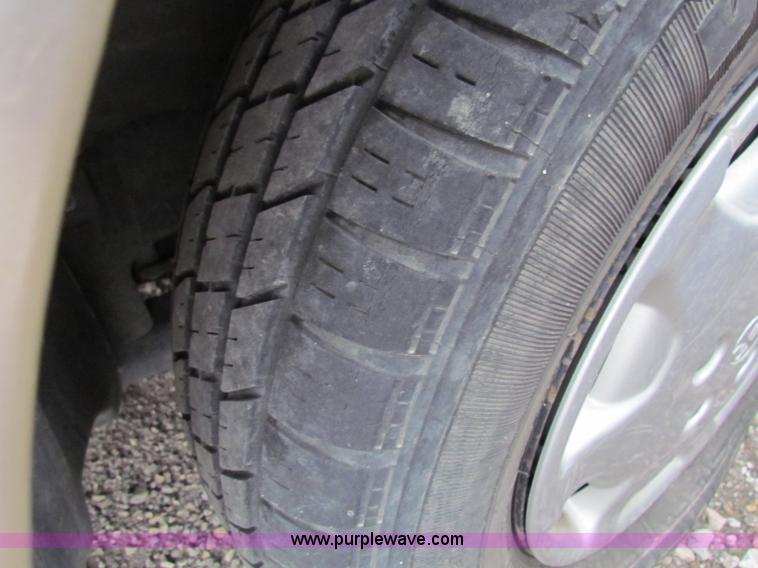 image for item E8278 1993 Toyota Camry LE