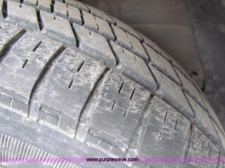 image for item E8278 1993 Toyota Camry LE