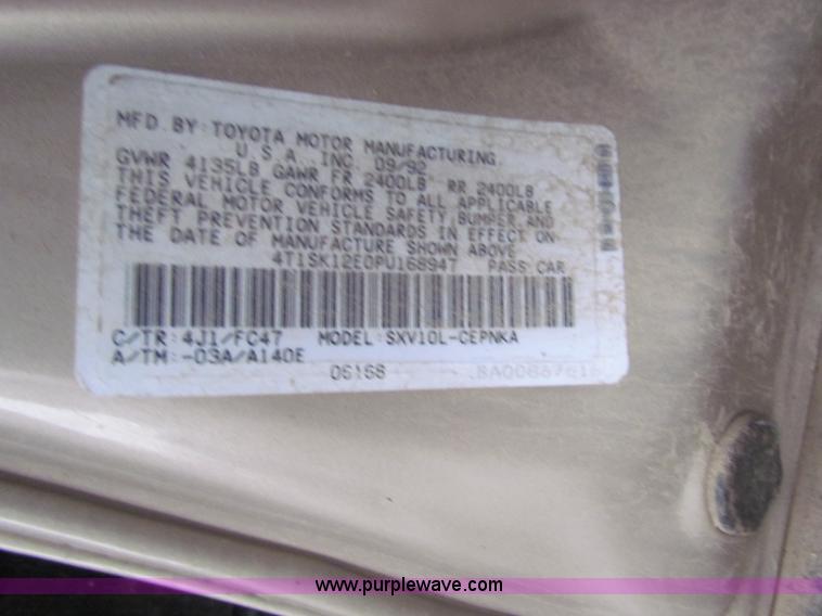 image for item E8278 1993 Toyota Camry LE
