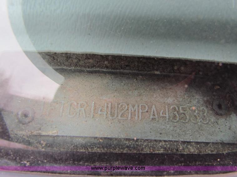 image for item E8288 1991 Ford Ranger SuperCab pickup truck