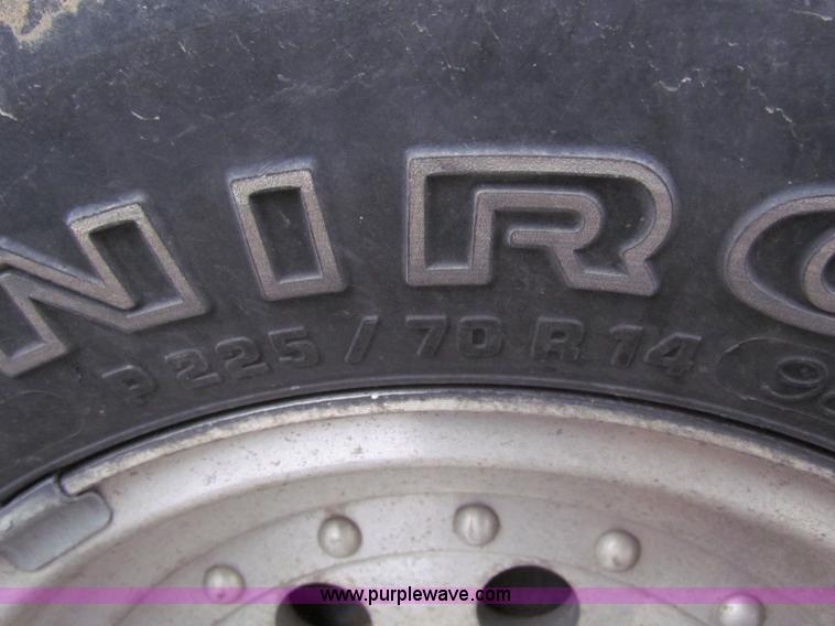 image for item E8288 1991 Ford Ranger SuperCab pickup truck