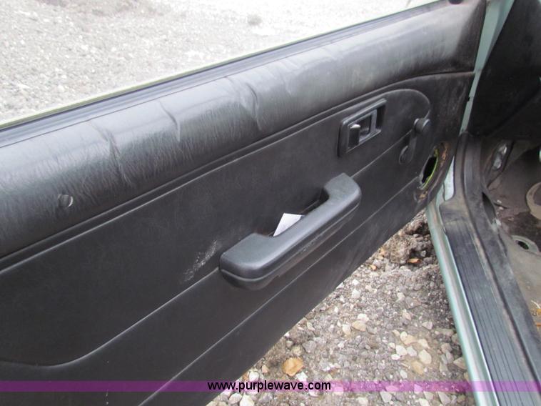 image for item E8289 1991 Toyota Tercel