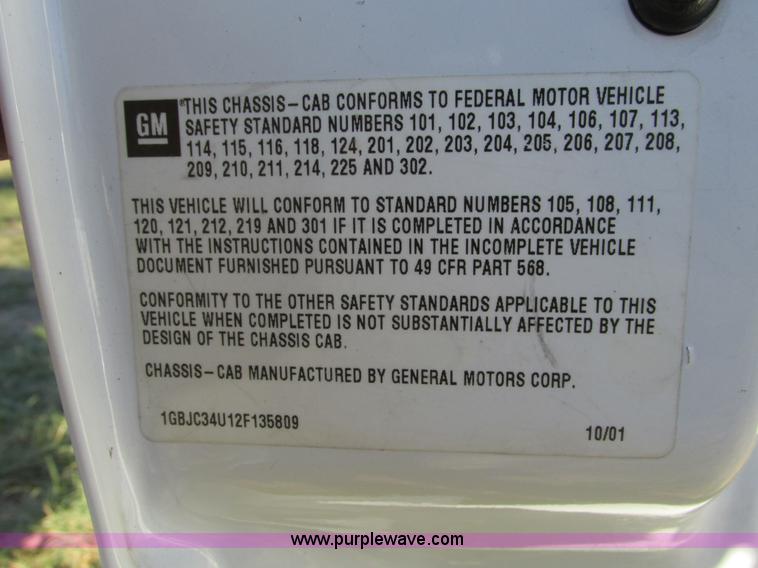 image for item F4123 2002 Chevrolet 3500 cab and chassis