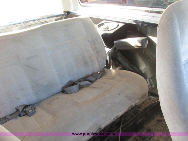 image for item F4124 1989 Chevrolet K5 Blazer SUV